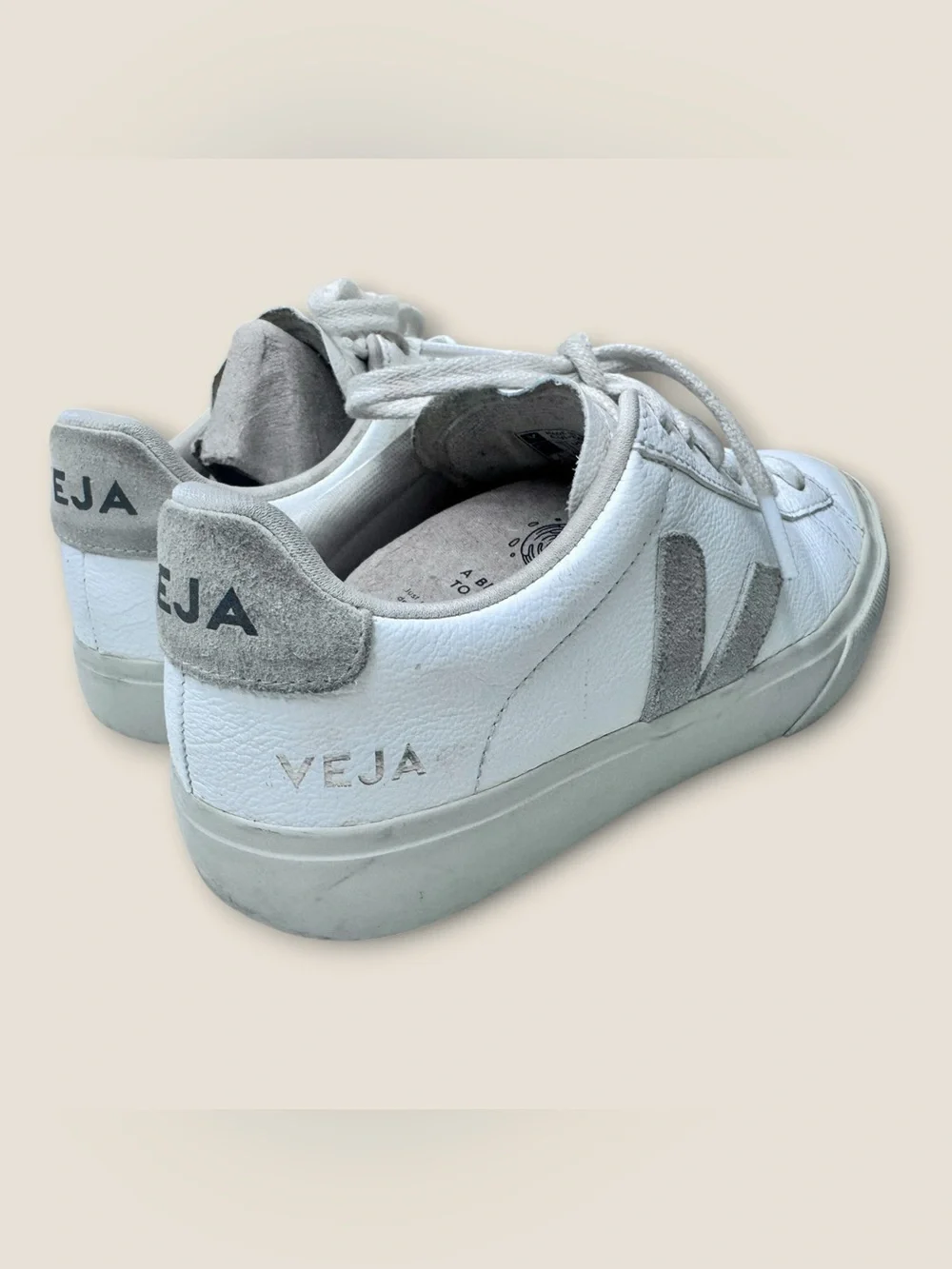 Veja Campo Leather sneakers in an extra white and natural suede colorway size 7